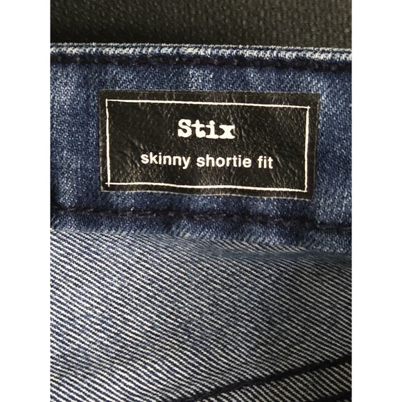 Volcom Stix Skinny shortie Jeans Dark Wash Denim Straight Leg Size 27 X 29 - Picture 8 of 16